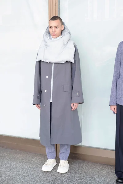 Look 24